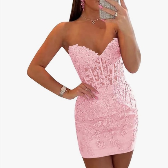 Pink dress - Picture 1 of 2